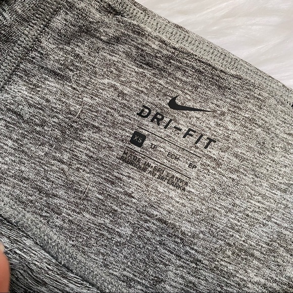 Nike Grey Just Do It Legging - Picture 2 of 5